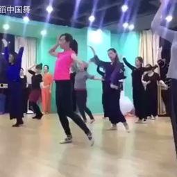 国产零零漆跳舞视频,动感十足，魅力四溢