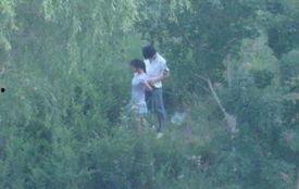 国产情侣 野外推腹视频,国产情侣推腹视频引发热议